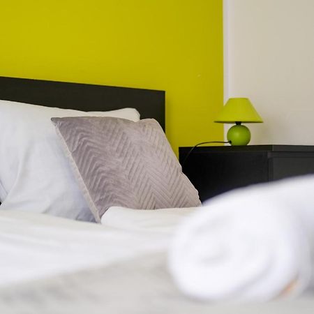 Myflat Siofok Beach Apartment Bagian luar foto